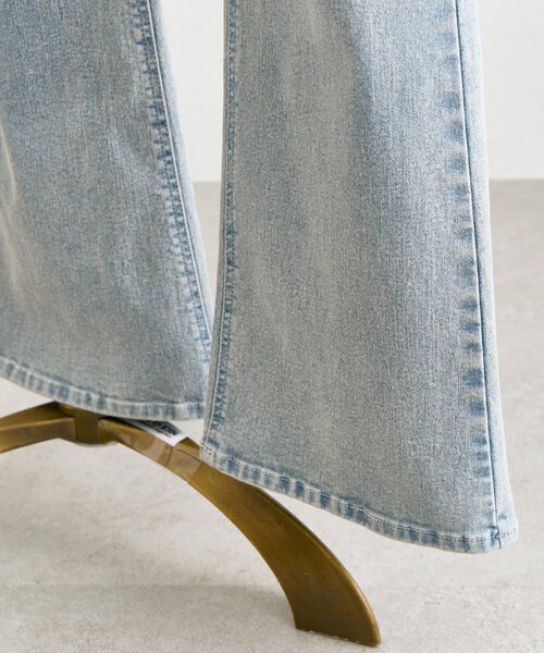OLIVE des OLIVE(オリーブデオリーブ)の「【Belle Charme】Back Logo Flare Denim(デニムパンツ・レディース・グレー/ブラック/サックスブルー・MEDIUM/SMALL)」の8枚目の写真