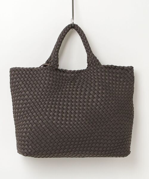 ONE DAY KMC (ワンデイケーエムシー)の「HERB/Intrecciato Middle Tote Bag with Pouch/ポーチ付きミドルトートバッグ(トートバッグ・レディース・ブラウン/グレー/ブラック・FREE)」の8枚目の写真