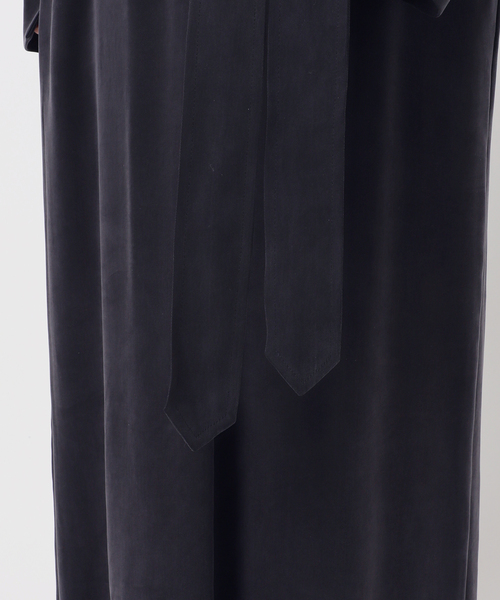 Noble（ノーブル）の「ELENI/エルニ キュプラサテンリーンワンピース（ワンピース・レディース・ブラック/ホワイト・36/38）」の6枚目の写真