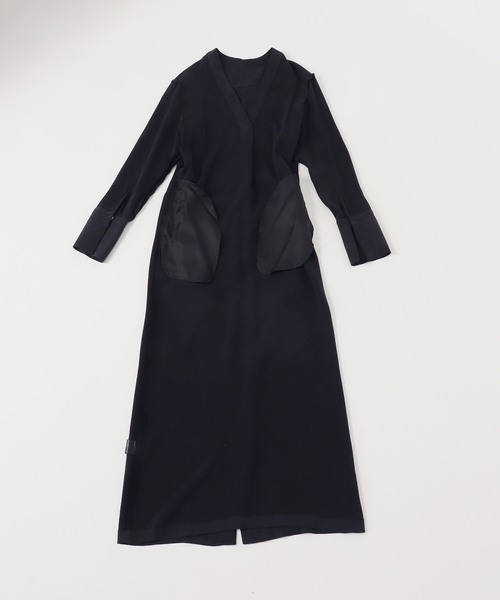 Noble（ノーブル）の「ELENI/エルニ キュプラサテンリーンワンピース（ワンピース・レディース・ブラック/ホワイト・36/38）」の7枚目の写真