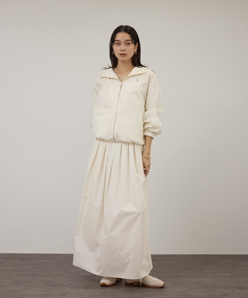 SALON adam et rope'(サロン アダム エ ロペ)の「コーティングギャザータックスカート / セットアップ対応(スカート・レディース・ホワイト/ブルー系その他2・FREE)」の3枚目の写真