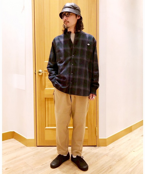 Grand PARK(グランドパーク)の「T-800 テックテーパードパンツ(その他パンツ・メンズ・ブラック/キャメル/ネイビー・M/L)」の22枚目の写真