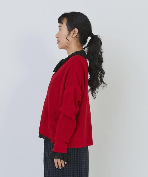 conges payes ADIEU TRISTESSE(コンジェ ペイエ アデュートリステス)の「14G麻綿ワッフル編みVネックカーディガン(カーディガン/ボレロ・レディース・ブラック/ブルー/レッド・FREE)」の10枚目の写真