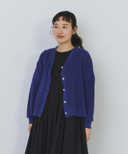 conges payes ADIEU TRISTESSE(コンジェ ペイエ アデュートリステス)の「14G麻綿ワッフル編みVネックカーディガン(カーディガン/ボレロ・レディース・ブラック/ブルー/レッド・FREE)」の22枚目の写真
