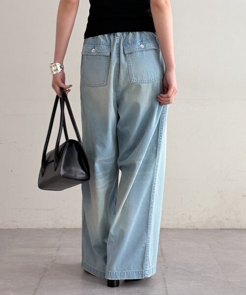 LOUNGEDRESS（ラウンジドレス）の「ベイカーデニムパンツ（デニムパンツ・レディース・オフホワイト/ブルー・MEDIUM/SMALL）」の16枚目の写真