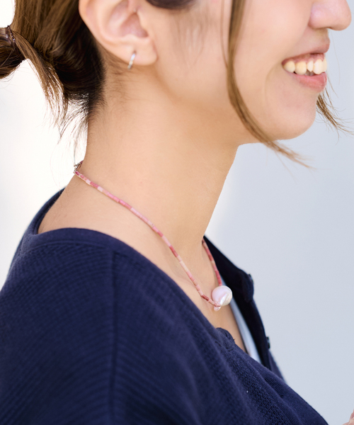 FRAMeWORK（フレームワーク）の「PREEK/プリーク Baroque pearl stone line choker ネックレス（ネックレス・レディース・ブラック/バーガンディー/レッド系その他/ブラウン・FREE）」の13枚目の写真