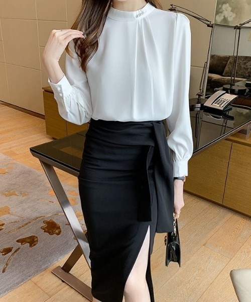 Beststore(ベストストア)の「パール付きキーネック トップス シャツブラウス(シャツ/ブラウス・レディース・ブラック/ブルー/ホワイト・M/L)」の19枚目の写真