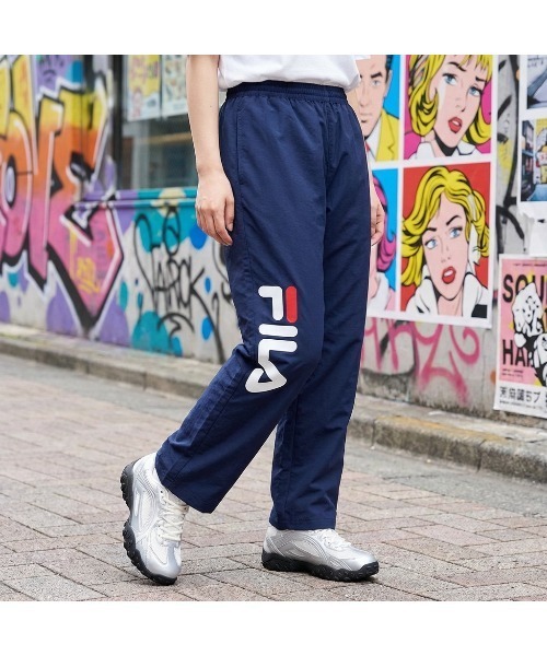 FILA(フィラ)の「TRACK PANTS(その他パンツ・レディース・レッド/ネイビー/ホワイト・L/XL/M/S)」の2枚目の写真