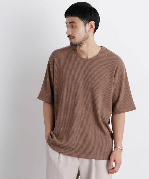 NANO universe(ナノユニバース)の「強撚ループヤーン針抜きストレッチ Tシャツ(Tシャツ/カットソー・メンズ・ライトブラウン/ブラック・M/L)」の1枚目の写真