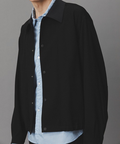 PUBLIC TOKYO（パブリックトウキョウ）の「ブラッシュドカラーオーバーコーチブルゾン /春服/切り替え/ストレッチ/伸縮性/アウター（ブルゾン・メンズ・ベージュ/ブラック・2/1）」の16枚目の写真