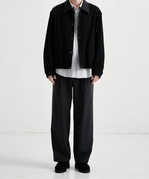 PUBLIC TOKYO(パブリックトウキョウ)の「ブラッシュドカラーオーバーコーチブルゾン /春服/切り替え/ストレッチ/伸縮性/アウター(ブルゾン・メンズ・ベージュ/ブラック・2/1)」の20枚目の写真