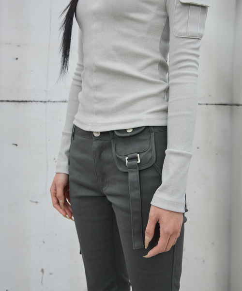 41PRAY（サイルプレイ）の「Waist Pocket Capri Pants / Charcoal（その他パンツ・レディース・チャコールグレー・2/1）」の5枚目の写真