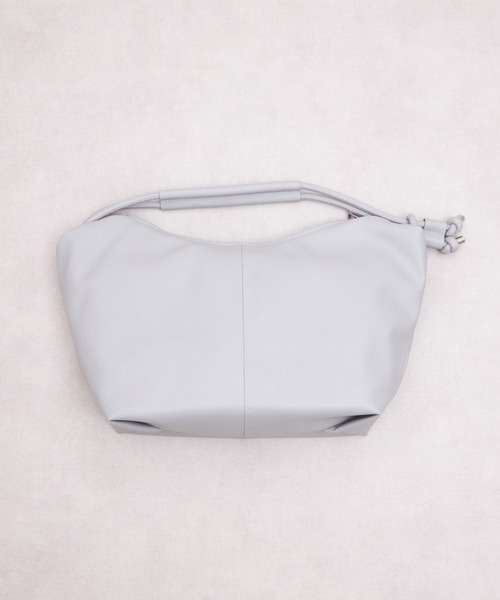 AT CREATION(アットクリエイション)の「EM : A5 合皮 軽量|アソウカショルダー 285g(トートバッグ・レディース・ベージュ/グレー/ブラック/カーキ・FREE)」の17枚目の写真