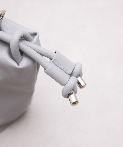 AT CREATION(アットクリエイション)の「EM : A5 合皮 軽量|アソウカショルダー 285g(トートバッグ・レディース・ベージュ/グレー/ブラック/カーキ・FREE)」の19枚目の写真