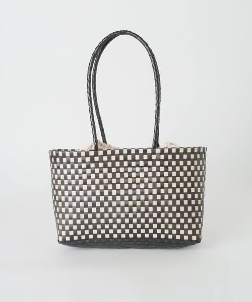 SLOBE IENA（スローブイエナ）の「NHE ロングハンドルカゴバッグ S26004NGANGNG HA（かごバッグ・レディース・ブラック/ブラック系その他・FREE）」の14枚目の写真