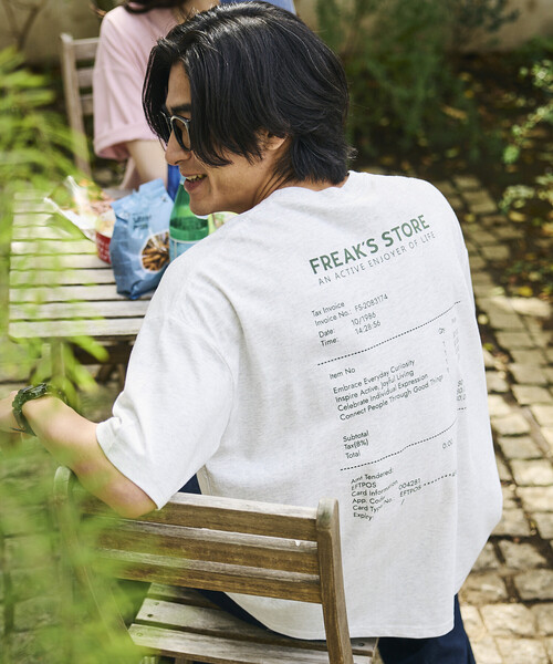 FREAK'S STORE(フリークスストア)の「限定展開 ビッグシルエット レシートモチーフ バックプリント Tシャツ(Tシャツ/カットソー・メンズ・ホワイト/ブラック/アッシュグレー/ピンク・LARGE/MEDIUM/SMALL)」の4枚目の写真