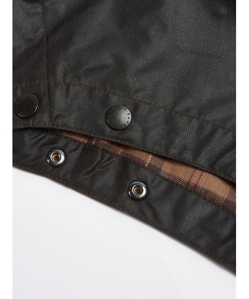 Barbour（バブアー）の「ワックス デタッチャブル フード 6オンス（テーラードジャケット・メンズ・グリーン/ベージュ/ブラック・ONE SIZE）」の12枚目の写真