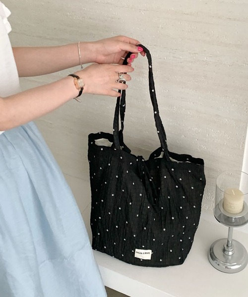 Mignonjour（ミニョンジュール）の「Mignonjour/フラワートートバッグ M2898（トートバッグ・レディース・ホワイト/レッド/ブラック・FREE）」の7枚目の写真