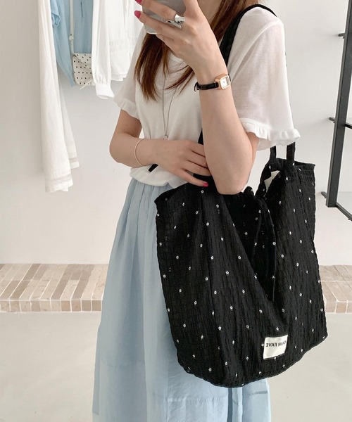 Mignonjour（ミニョンジュール）の「Mignonjour/フラワートートバッグ M2898（トートバッグ・レディース・ホワイト/レッド/ブラック・FREE）」の8枚目の写真