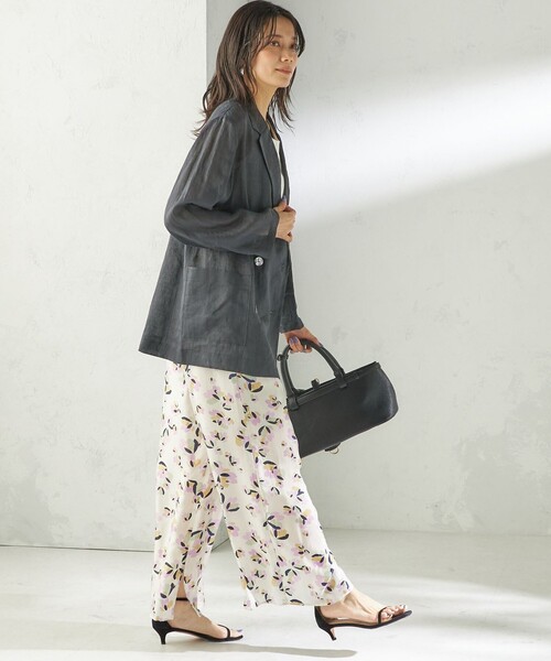 SHIPS(シップス)の「〈手洗い可能〉IPEKER プリント ワイド パンツ(その他パンツ・レディース・アイボリー/ネイビー・36/38)」の10枚目の写真