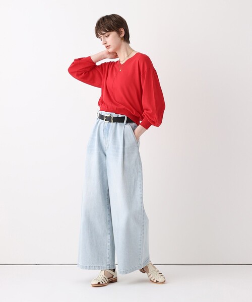 allureville(アルアバイル)の「ブリーチデニムワイドレッグパンツ(デニムパンツ・レディース・ライトブルー・2/1)」の10枚目の写真