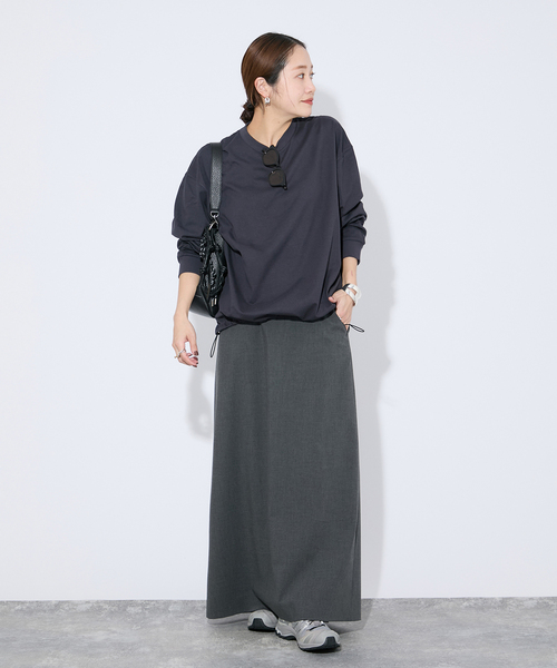 JOURNAL STANDARD(ジャーナルスタンダード)の「《追加3》シャーリングロングスリーブTシャツ(Tシャツ/カットソー・レディース・ブラック系その他/ホワイト/コバルトブルー/モカ・FREE)」の14枚目の写真