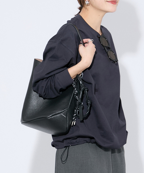 JOURNAL STANDARD(ジャーナルスタンダード)の「《追加3》シャーリングロングスリーブTシャツ(Tシャツ/カットソー・レディース・ブラック系その他/ホワイト/コバルトブルー/モカ・FREE)」の19枚目の写真
