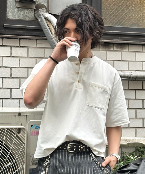 MandO(エムオー)(エムオー)の「【接触冷感】ファンクションカノコヘンリーネックTシャツ(Tシャツ/カットソー・メンズ・ブラック/オフホワイト・LARGE/MEDIUM)」の1枚目の写真