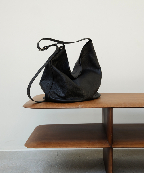 Ople Cow Leather Jones Hobo Bag (Black)（ショルダーバッグ