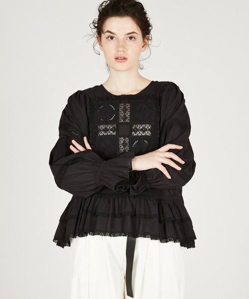 crinkle crinkle crinkle（クリンクルクリンクルクリンクル）の「【crinkle crinkle crinkle】front tapestry 2way sheer bolero/フロントタペストリー2wayシアーボレロ（カーディガン/ボレロ・レディース・ホワイト/ブラック・FREE）」の3枚目の写真