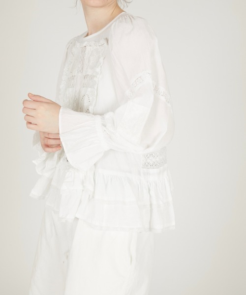 crinkle crinkle crinkle（クリンクルクリンクルクリンクル）の「【crinkle crinkle crinkle】front tapestry 2way sheer bolero/フロントタペストリー2wayシアーボレロ（カーディガン/ボレロ・レディース・ホワイト/ブラック・FREE）」の8枚目の写真
