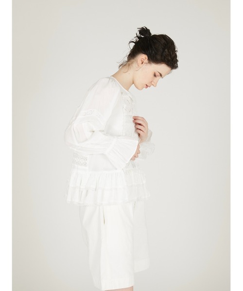 crinkle crinkle crinkle（クリンクルクリンクルクリンクル）の「【crinkle crinkle crinkle】front tapestry 2way sheer bolero/フロントタペストリー2wayシアーボレロ（カーディガン/ボレロ・レディース・ホワイト/ブラック・FREE）」の6枚目の写真