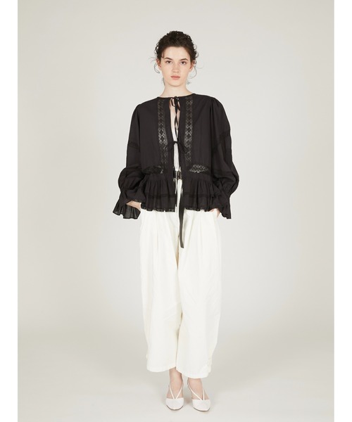 crinkle crinkle crinkle（クリンクルクリンクルクリンクル）の「【crinkle crinkle crinkle】front tapestry 2way sheer bolero/フロントタペストリー2wayシアーボレロ（カーディガン/ボレロ・レディース・ホワイト/ブラック・FREE）」の14枚目の写真