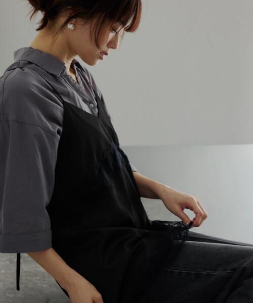 THE SHOP TK (ザ ショップ ティーケー )の「華やぐレイヤードスタイル サテンレースキャミソール(タンクトップ・レディース・ブラック/ベージュ・12/13)」の6枚目の写真