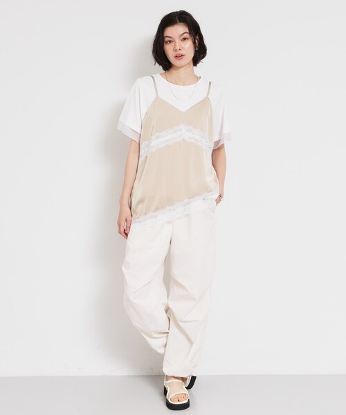THE SHOP TK (ザ ショップ ティーケー )の「華やぐレイヤードスタイル サテンレースキャミソール(タンクトップ・レディース・ブラック/ベージュ・12/13)」の12枚目の写真