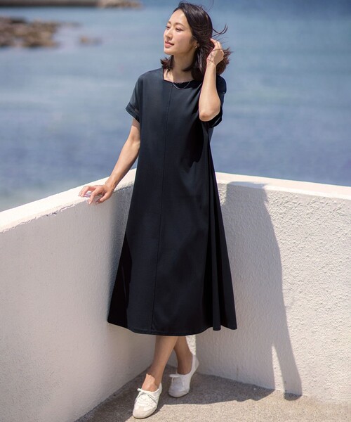 J.PRESS Ladies(J.プレス レディス)の「コットンスムース ワンピース(ワンピース・レディース・サックスブルー系/ライトグレー系/ブラウン系/ネイビー系・XS)」の9枚目の写真