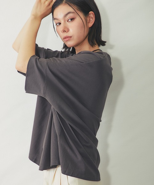 SMILE ORCHID(スマイルオーキッド)の「【接触冷感】ドルマンワイドカットソー(Tシャツ/カットソー・レディース・ホワイト/チャコールグレー/ブラック・M)」の4枚目の写真