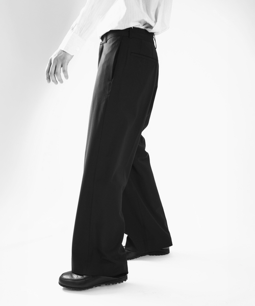 via___(ヴァイア)の「【VIA / ヴァイア】LOOSE STRAIGHT TROUSERS(スラックス・メンズ・ベージュ/グレー/ネイビー・1/2)」の12枚目の写真