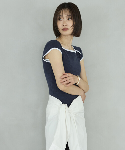 Firsthand(ファーストハンド)の「CHANTECLAIR × Firsthand/シャンテクレール 別注 Pile Compact Tee / パイル コンパクト Tシャツ(Tシャツ/カットソー・レディース・ネイビー/オフホワイト・SMALL/MEDIUM)」の7枚目の写真