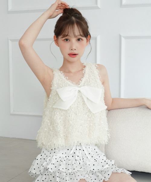 Vネックフリンジリボンノースリーブブラウス/2026 SS COLLECTION
