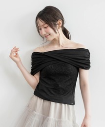 Tシャツ/カットソー（ブラック/黒色系・オフショルダー）ファッション