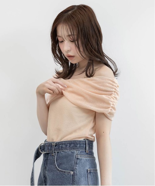 RANDA(ランダ)の「クロスオフショルダーシアーニットトップス(Tシャツ/カットソー・レディース・ピンク・FREE)」の3枚目の写真