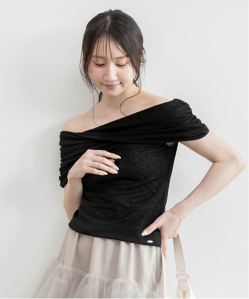 RANDA(ランダ)の「クロスオフショルダーシアーニットトップス(Tシャツ/カットソー・レディース・ピンク・FREE)」の6枚目の写真