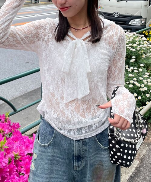 CIAOPANIC(チャオパニック)の「BIGリボンレースフードトップス(シャツ/ブラウス・レディース・アイボリー/オフホワイト/ピンク・ONE SIZE)」の5枚目の写真