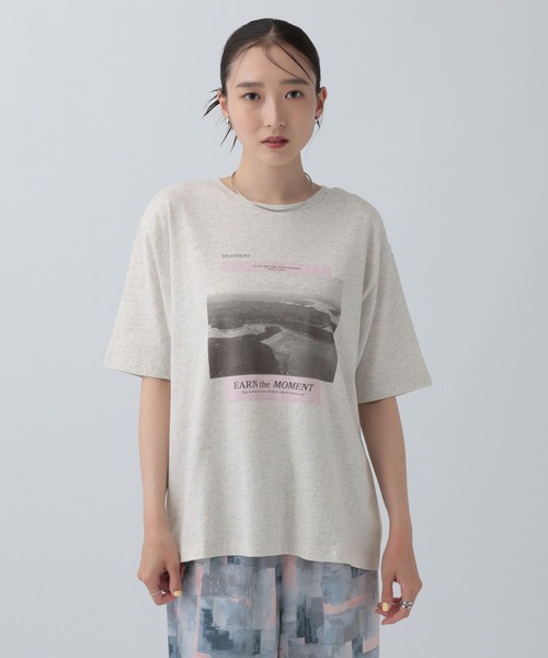 LEPSIM(レプシィム)の「アソートフォトプリントT 680390(Tシャツ/カットソー・レディース・オフホワイト/イエロー/ライトグレー/ブラック・FREE)」の15枚目の写真