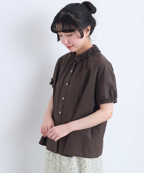 l'atelier du savon(アトリエドサボン)の「さき編みお花 衿のついたブラウス(シャツ/ブラウス・レディース・ブルー/ダークブラウン/ホワイト/グリーン・FREE)」の14枚目の写真