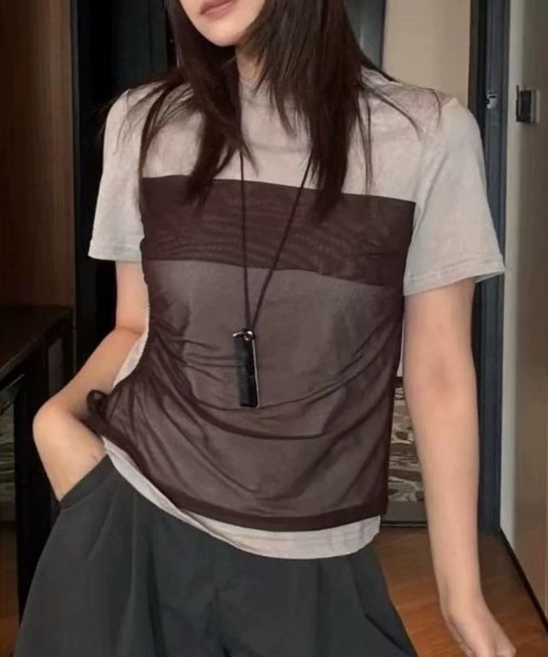 CHUN CHUN NOTES(チュンチュンノーツ)の「26SS/シアービスチェレイヤード風半袖トップス(Tシャツ/カットソー・レディース・ブラウン/ホワイト/グレー・F)」の12枚目の写真