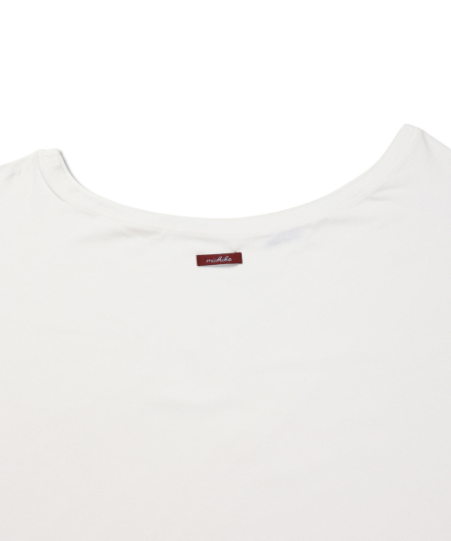 MICHIKO LONDON(ミチコ ロンドン)の「オフショルダーモーダルTシャツホワイト(Tシャツ/カットソー・レディース・その他・FREE)」の3枚目の写真