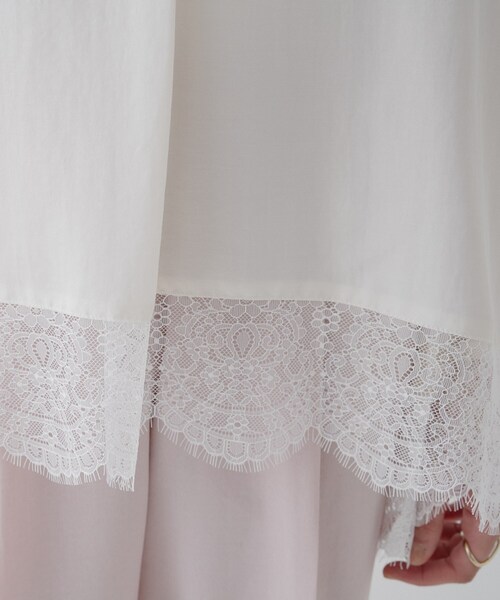 cloenc(クロエンス)の「【ひんやり/体型カバー】レースフレンチスリーブ スキッパーブラウス(シャツ/ブラウス・レディース・ブラック/オフホワイト/パープル・01/02)」の18枚目の写真