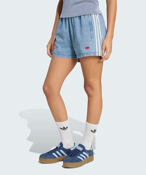 adidas(アディダス)の「デニム ショーツ / ハーフパンツ / アディダスオリジナルス adidas Originals(デニムパンツ・レディース・ブルー・XX-LARGE/3XL/LARGE/MEDIUM/X-LARGE/SMALL/X-SMALL)」の1枚目の写真